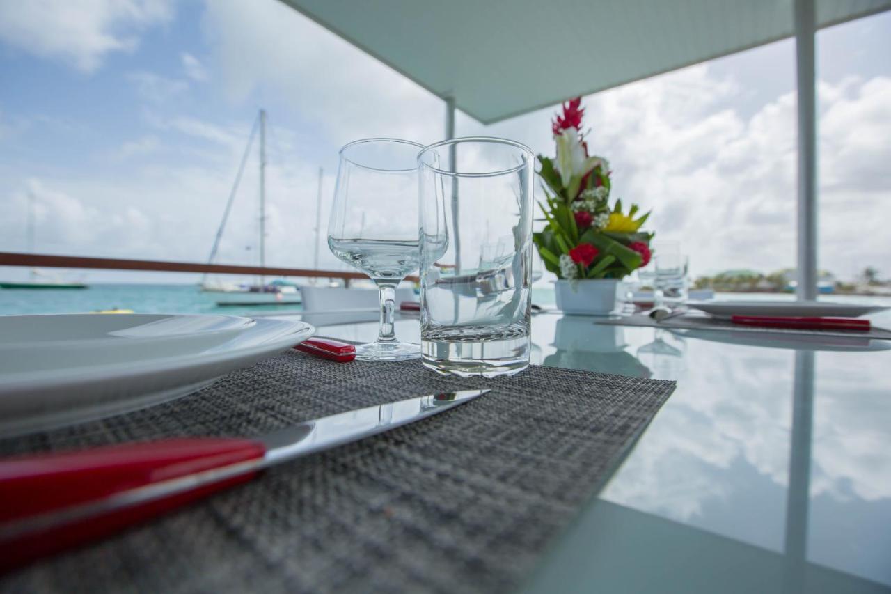 Aqualodge, Les Saintes, De *